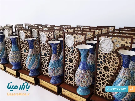 هدایای تبلیغاتی صنایع دستی و میناکاری اصفهان تندیس ساعت دار گلدان میناکاری