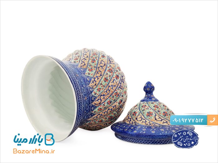قندان میناکاری اثر اسماعیلی مدل گردن باریک