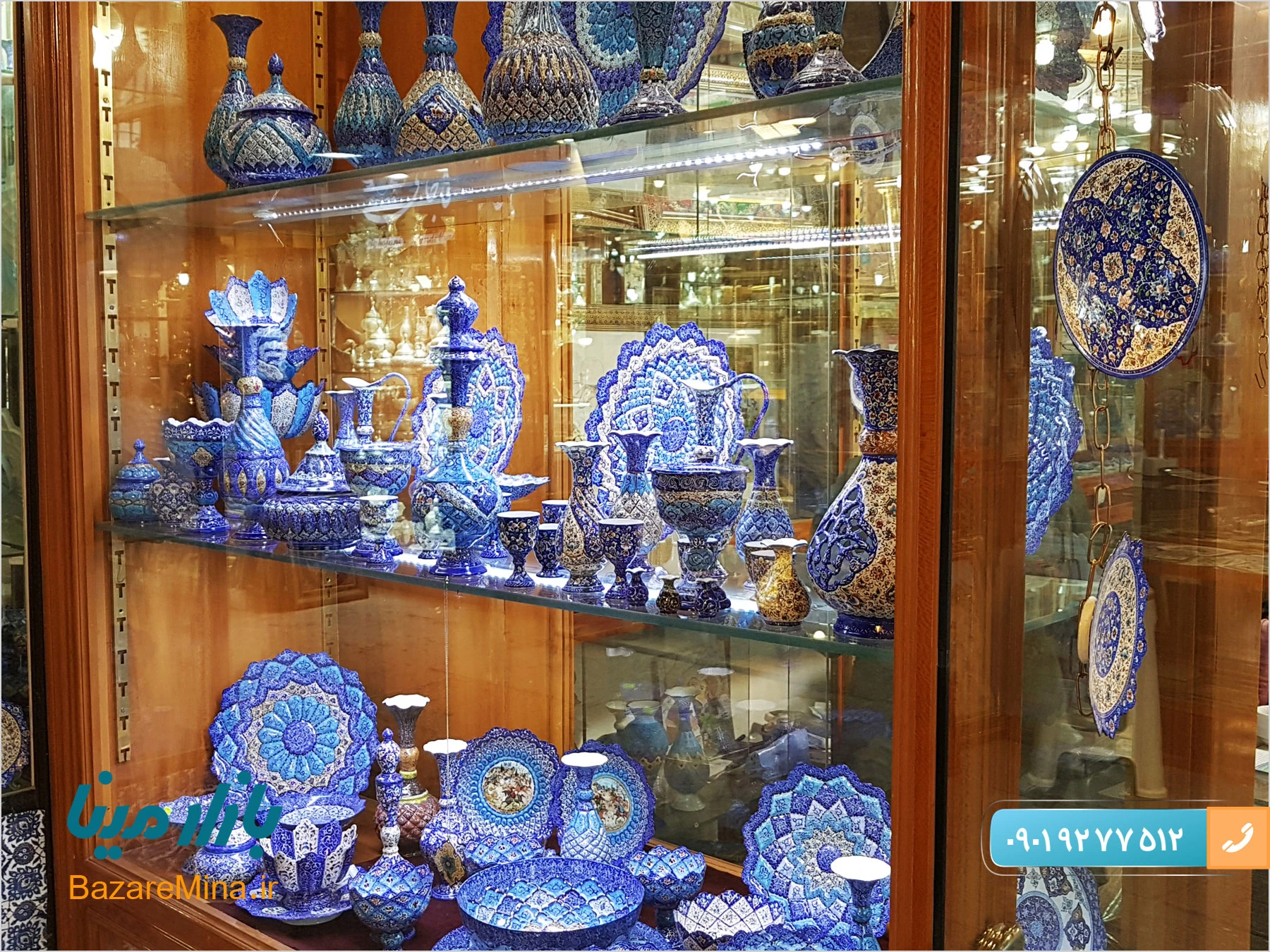 گلدان میناکاری شده