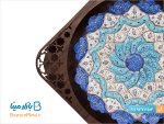 بشقاب میناکاری 25 سانتی با قاب چوبی