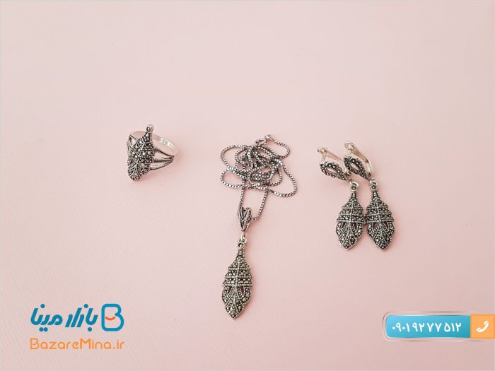 نیم ست نقره سیاه قلم مدل رستاک