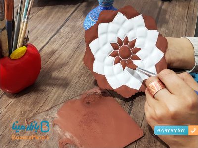رنگ قهوه ایی مخصوص میناکاری روی مس