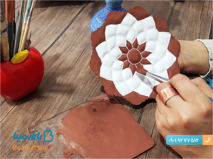 رنگ قهوه ایی مخصوص میناکاری روی مس