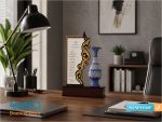 تندیس میناکاری شده طرح لوح تقدیر با گلدان 20 سانتی