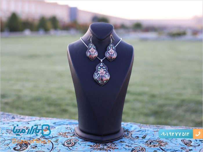 نیم ست گردنبند و گوشواره میناکاری