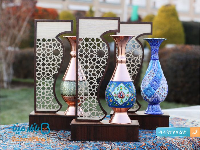 تندیس گلدان مس و پرداز