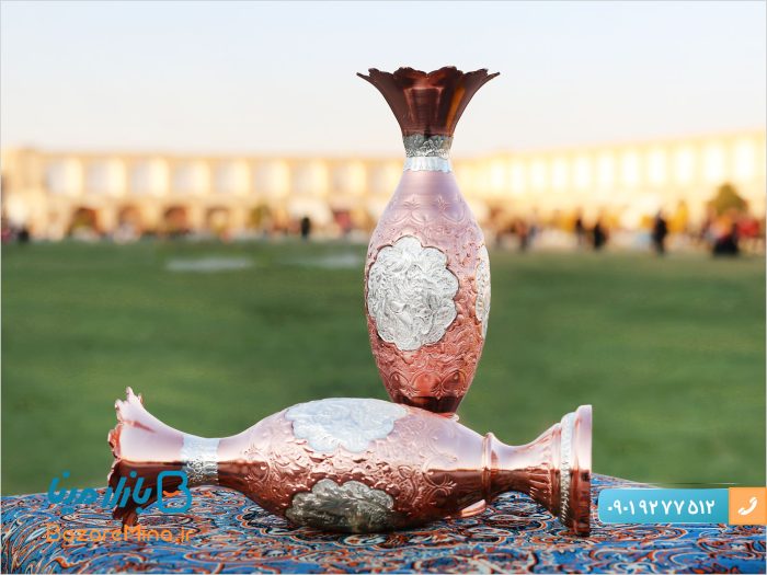 گلدان قلمزنی دو رنگ مسی نقره ای