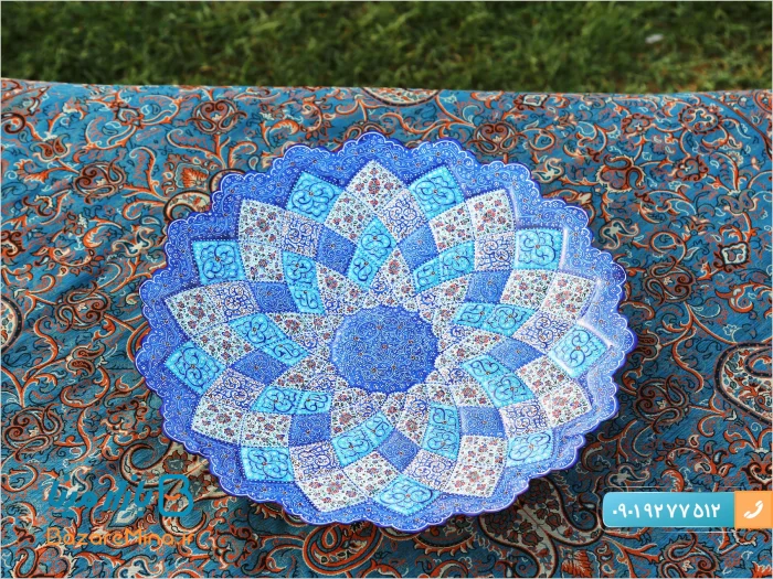 بشقاب 35 سانتی میناکاری روی مس